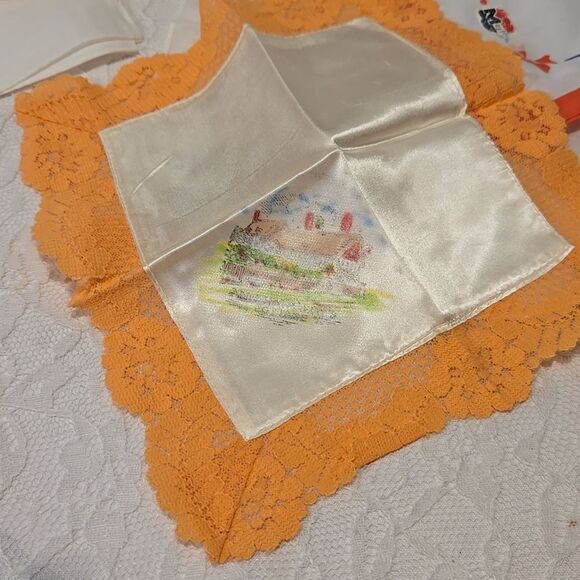 Vintage Handkerchief Lot 9 Mid Century White Floral Sheer Scalloped Hanky Bundle - Picture 13 of 13